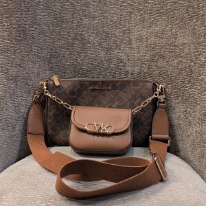 Michael Kors Empire Logo Parker Large Multi-Function Crossbody